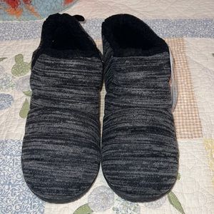 Men's NWT quilted faux fur lined RockDove bootie slippers, sz 12